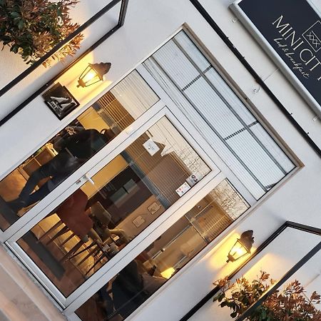 Minicity Inn Belgrad Exterior foto