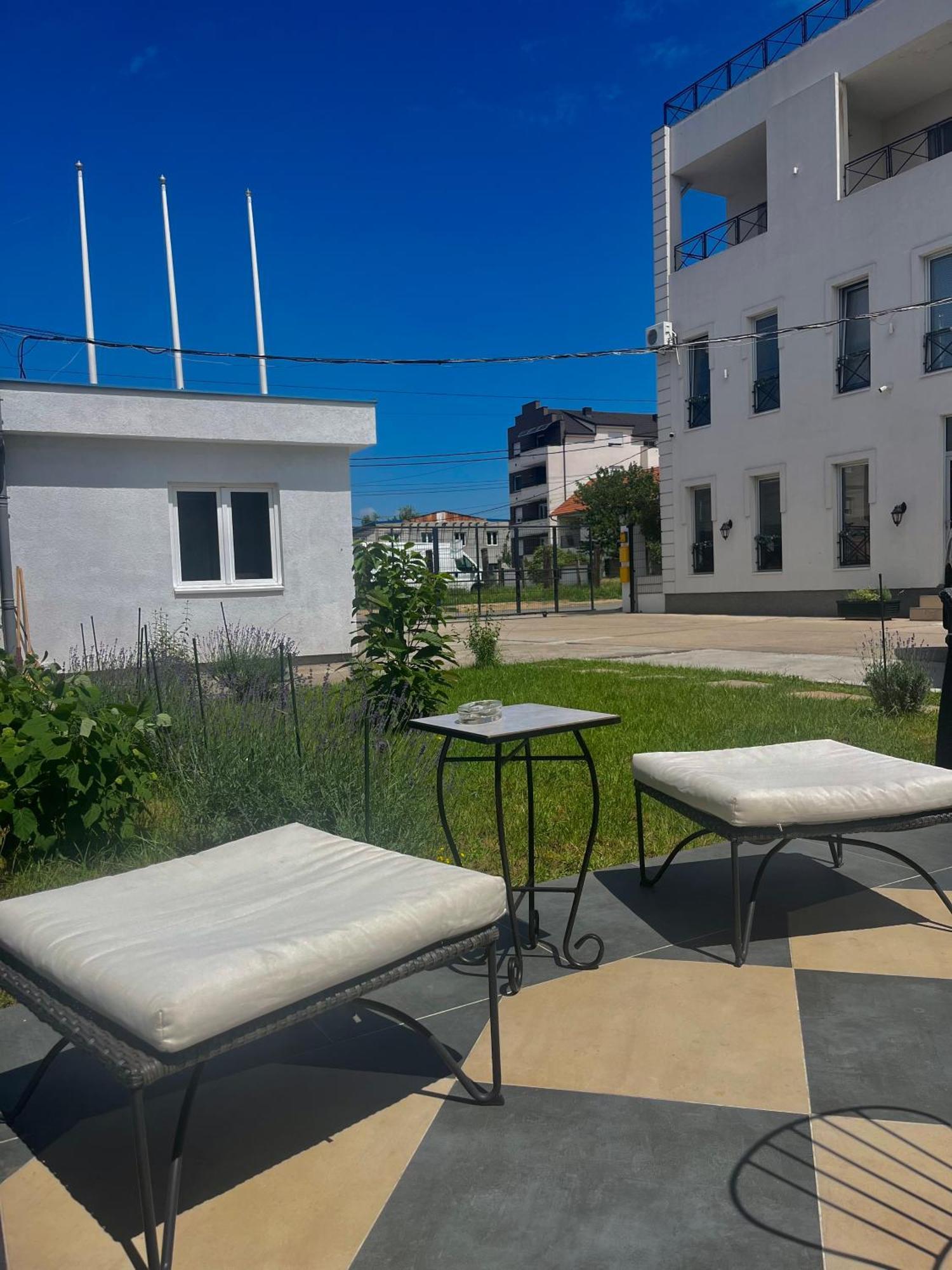 Minicity Inn Belgrad Exterior foto
