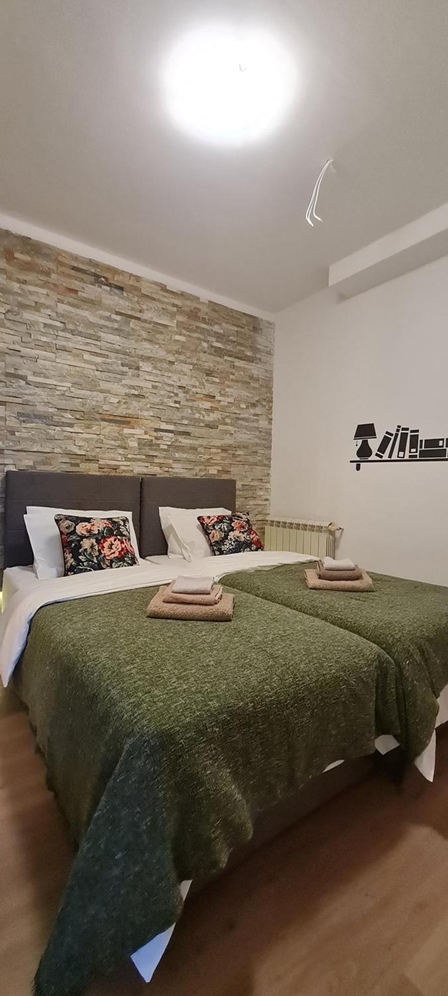 Minicity Inn Belgrad Zimmer foto